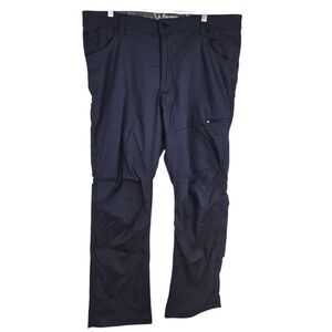 Wrangler All Terrain Gear ATG Pants Men's 38 x 30 Blue Utility Zip Pocket